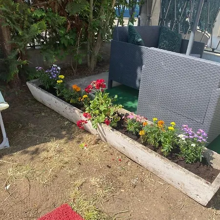 24 Du Mans Nocleg ze śniadaniem 3*